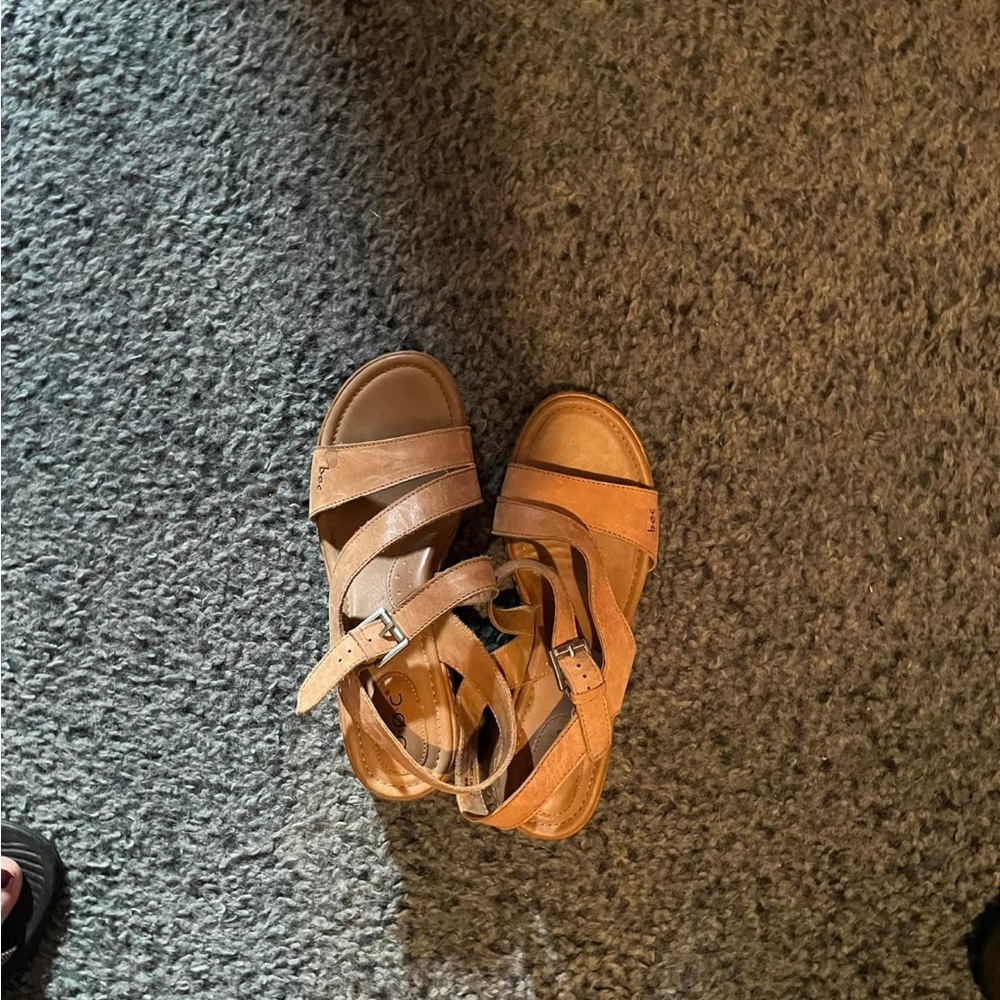 Wedge tan sandals